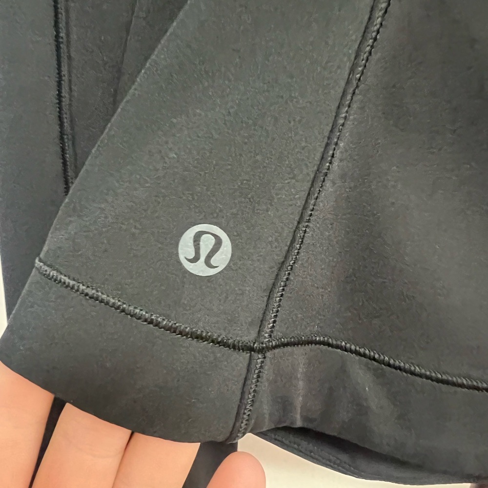 Lululemon Black Running Jacket - Picture 5 of 6